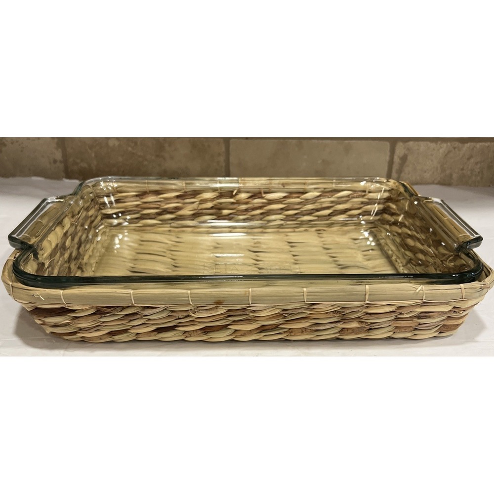 Anchor Hocking 9x12 2 Qt Casserole Baking Dish Hyacinth Wicker Basket Nice!‎